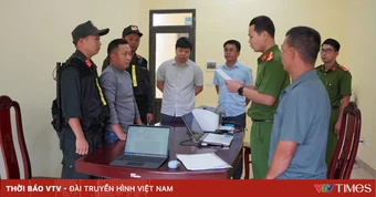 Bắt giam gã đàn ông không bằng cấp tự chế thuốc Nam rồi livestream bán trên TikTok
