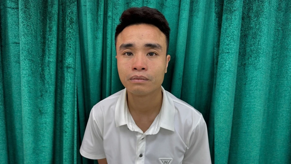 Bắt giữ 18 đối tượng đánh bạc và tổ chức đánh bạc Bắt giữ 18 đối tượng đánh bạc và tổ chức đánh bạc