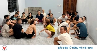 Bắt giữ 18 đối tượng đánh bạc và tổ chức đánh bạc