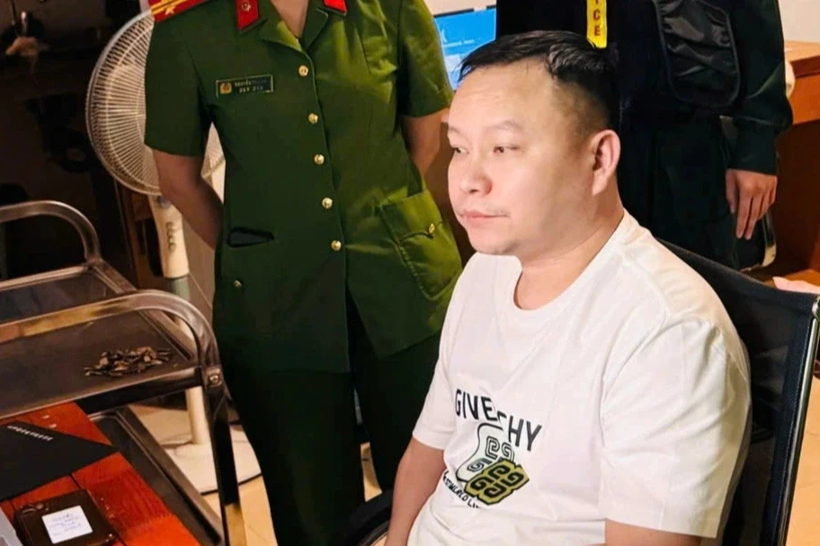 Bắt giữ 19 đối tượng người nước ngoài lừa đảo xuyên quốc gia Bắt giữ 19 đối tượng người nước ngoài lừa đảo xuyên quốc gia