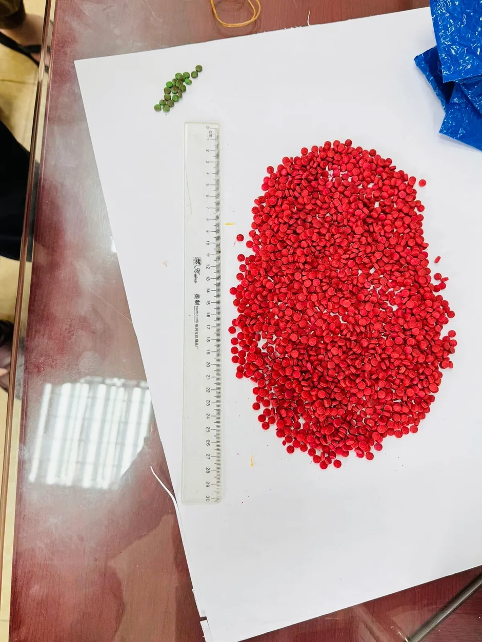 Bắt giữ 4 đối tượng, thu 11.600 viên ma túy tổng hợp trong đường dây liên tỉnh Bắt giữ 4 đối tượng, thu 11.600 viên ma túy tổng hợp trong đường dây liên tỉnh