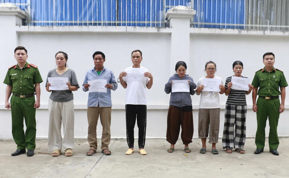 Bắt giữ 6 đối tượng lừa bán phụ nữ ra nước ngoài làm vợ, giải cứu 3 nạn nhân Bắt giữ 6 đối tượng lừa bán phụ nữ ra nước ngoài làm vợ, giải cứu 3 nạn nhân