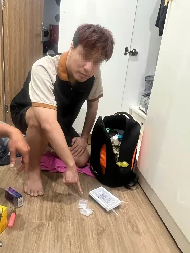 Bắt giữ ca sĩ, nhạc sĩ Tăng Nhật Tuệ vì hành vi tàng trữ và tổ chức sử dụng trái phép chất ma túy Bắt giữ ca sĩ, nhạc sĩ Tăng Nhật Tuệ vì hành vi tàng trữ và tổ chức sử dụng trái phép chất ma túy