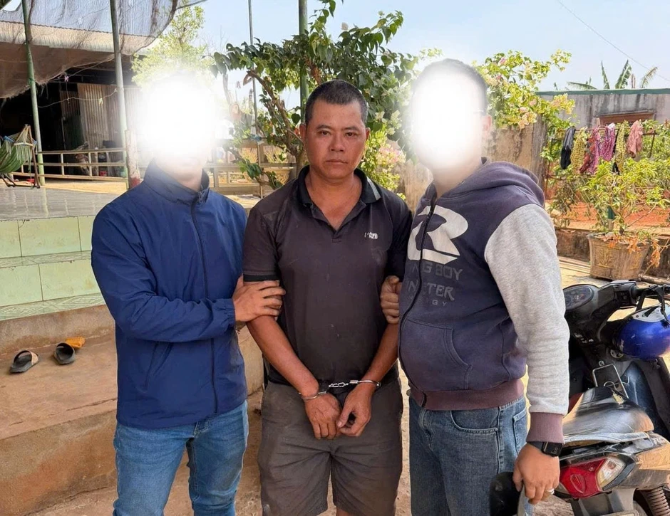 Bắt giữ đối tượng điều hành khai thác vàng trái phép, sử dụng vật liệu nổ Bắt giữ đối tượng điều hành khai thác vàng trái phép, sử dụng vật liệu nổ
