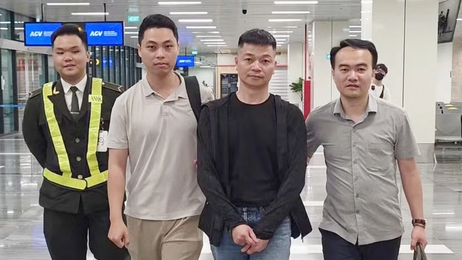 Bắt giữ đối tượng lừa đảo, cầm đầu đường dây Sky media Bắt giữ đối tượng lừa đảo, cầm đầu đường dây Sky media