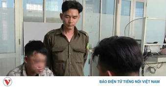 Bắt giữ đối tượng trốn cai nghiện, mang theo vật nghi là súng