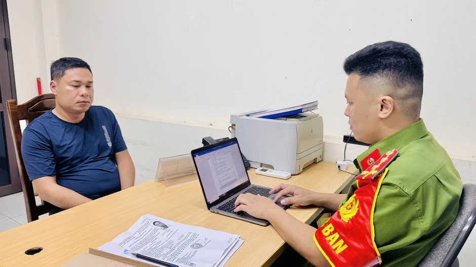 Bắt giữ đối tượng trốn truy nã ở Lào Cai Bắt giữ đối tượng trốn truy nã ở Lào Cai