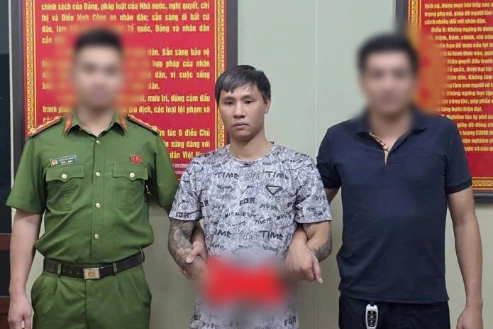 Bắt giữ đối tượng truy nã đặc biệt nguy hiểm ở Hải Phòng Bắt giữ đối tượng truy nã đặc biệt nguy hiểm ở Hải Phòng
