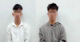 Bắt giữ&nbsp;2 thanh niên giật điện thoại của du khách Nga ở Vũng Tàu