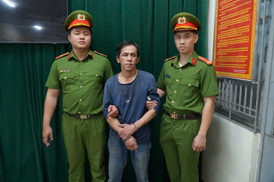 Bắt giữ nghi phạm cướp tiệm vàng ở TPHCM Bắt giữ nghi phạm cướp tiệm vàng ở TPHCM