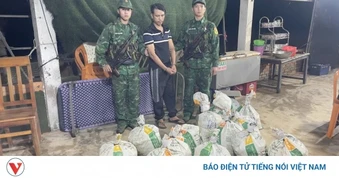 Bắt giữ người đàn ông vận chuyển trái phép vật liệu nổ ở Quảng Ngãi