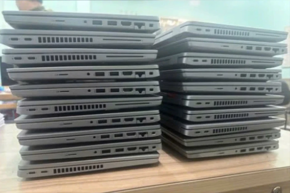 Bắt giữ người giúp việc trộm 20 laptop của công ty ở TP.HCM Bắt giữ người giúp việc trộm 20 laptop của công ty ở TP.HCM