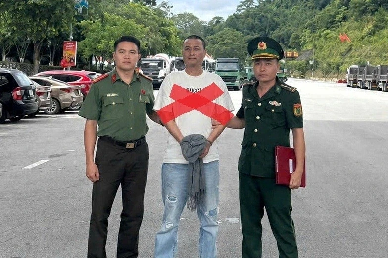 Bắt giữ người nước ngoài nhập cảnh trái phép vào Việt Nam để trốn truy nã