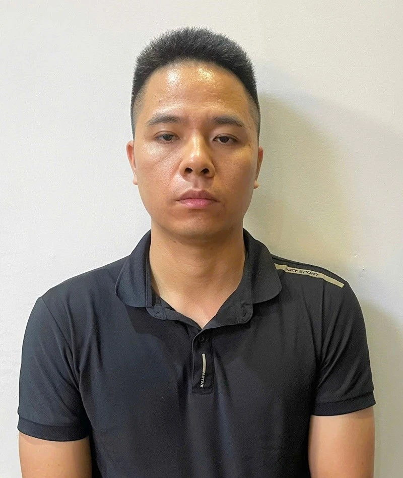 Bắt hai đối tượng giả danh nhà báo để cưỡng đoạt tài sản Bắt hai đối tượng giả danh nhà báo để cưỡng đoạt tài sản