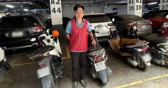 Bắt kẻ cướp giật vé số của người đàn ông tàn tật ở TPHCM