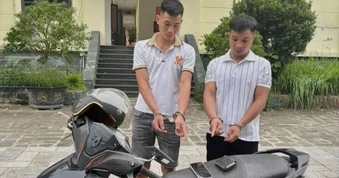 Bắt kẻ đột nhập phòng trọ giữa đêm, dí dao cướp iPhone của cô gái