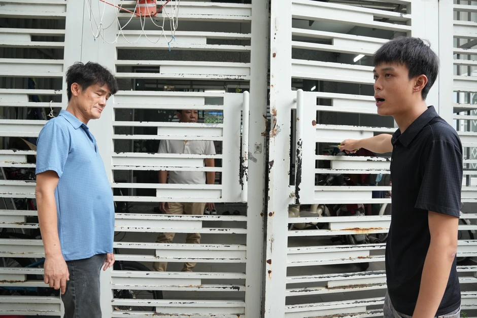 Bắt khẩn cấp 4 người đe dọa tính mạng cả gia đình ở TPHCM Bắt khẩn cấp 4 người đe dọa tính mạng cả gia đình ở TPHCM