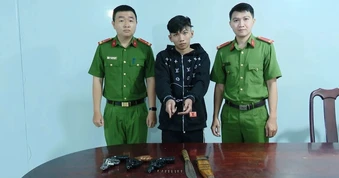 Bắt khẩn cấp 4 người trong vụ nổ súng giải quyết mâu thuẫn ở TPHCM