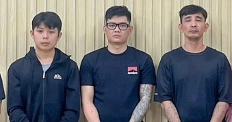 Bắt khẩn cấp 5 đối tượng đánh nhau gây náo loạn đường phố ở TPHCM