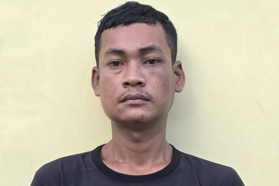 Bắt khẩn cấp cặp tình nhân bạo hành dã man bé trai 2 tuổi ở TPHCM Bắt khẩn cấp cặp tình nhân bạo hành dã man bé trai 2 tuổi ở TPHCM