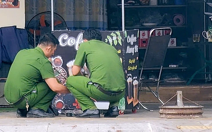 Bắt người đánh vợ, tung tin vu khống công an trên mạng xã hội Bắt người đánh vợ, tung tin vu khống công an trên mạng xã hội
