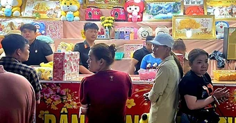 Bắt nhóm tổ chức 'bốc thăm trúng thưởng' trong hội chợ ở Tây Ninh để lừa đảo