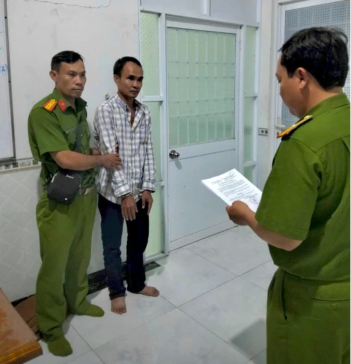Bắt nóng hai vụ trộm cắp tài sản ở An Giang Bắt nóng hai vụ trộm cắp tài sản ở An Giang