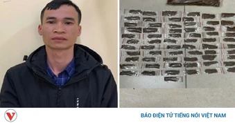Bắt nóng “shipper” ma túy trên taxi ở Hà Nội