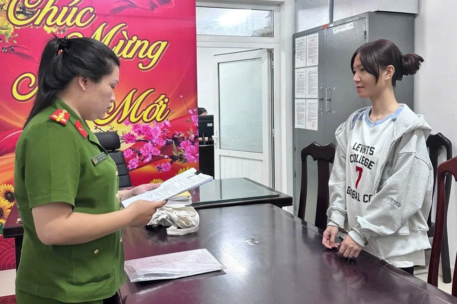 Bắt “nữ quái” trong vụ án vận chuyển trái phép tiền tệ qua biên giới Bắt “nữ quái” trong vụ án vận chuyển trái phép tiền tệ qua biên giới