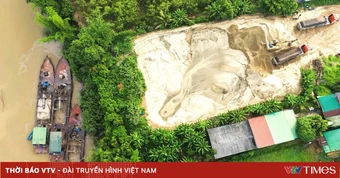 Bắt quả tang 3 tàu hút cát trái phép trên sông Đồng Nai