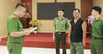 Bắt tạm giam Facebooker xuyên tạc, nói xấu lực lượng chức năng
