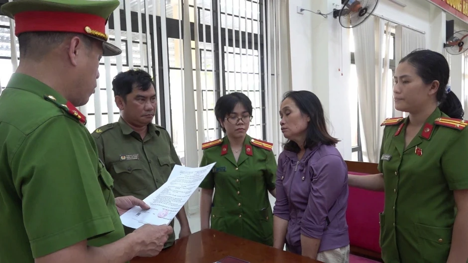Bắt tạm giam người có hành vi xâm phạm chỗ ở của người khác Bắt tạm giam người có hành vi xâm phạm chỗ ở của người khác