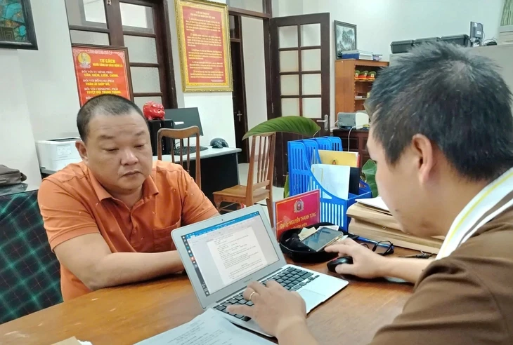 Bắt tạm giam người đàn ông ở Đắk Lắk lừa đảo, 'nổ' có thể chạy án Bắt tạm giam người đàn ông ở Đắk Lắk lừa đảo, 'nổ' có thể chạy án