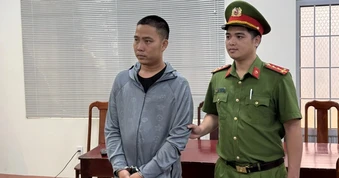 Bắt tạm giam tài xế xe tải vượt ẩu, tông nữ sinh lớp 9 tử vong