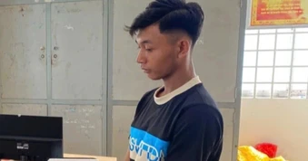 Bắt tạm giam thanh niên nhiều lần giao cấu với bé gái quen trên mạng