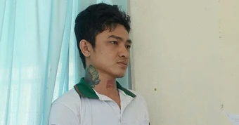 Bắt thanh niên dùng dao đâm bạn gái trọng thương, đâm người can ngăn tử vong