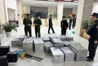 Bắt trùm 'cát lậu' Quảng Ninh, thu giữ nhiều vũ khí quân dụng và ma túy