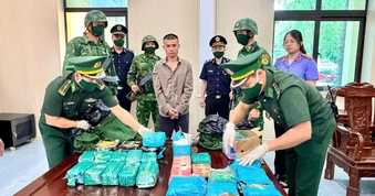 Bắt vụ vận chuyển 27kg ma túy qua địa bàn Hà Tĩnh