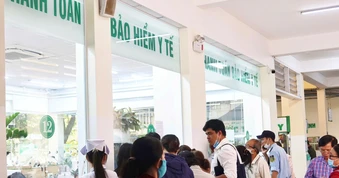 BHXH TP.HCM kiến nghị khẩn trương cấp BHYT cho 7.649 người dân phường Phú Thọ Hòa