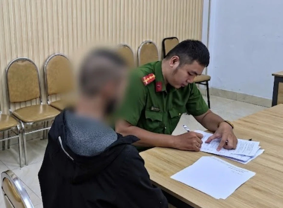 Bị bạn gái chặn liên lạc, dựng chuyện bắt cóc để công an tìm kiếm 'giúp' Bị bạn gái chặn liên lạc, dựng chuyện bắt cóc để công an tìm kiếm 'giúp'