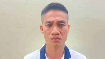 Bị bắt vì cho học sinh vay lãi nặng