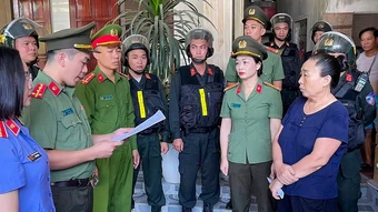 Bị bắt vì phát tán nội dung sai sự thật, lôi kéo tụ tập đông người