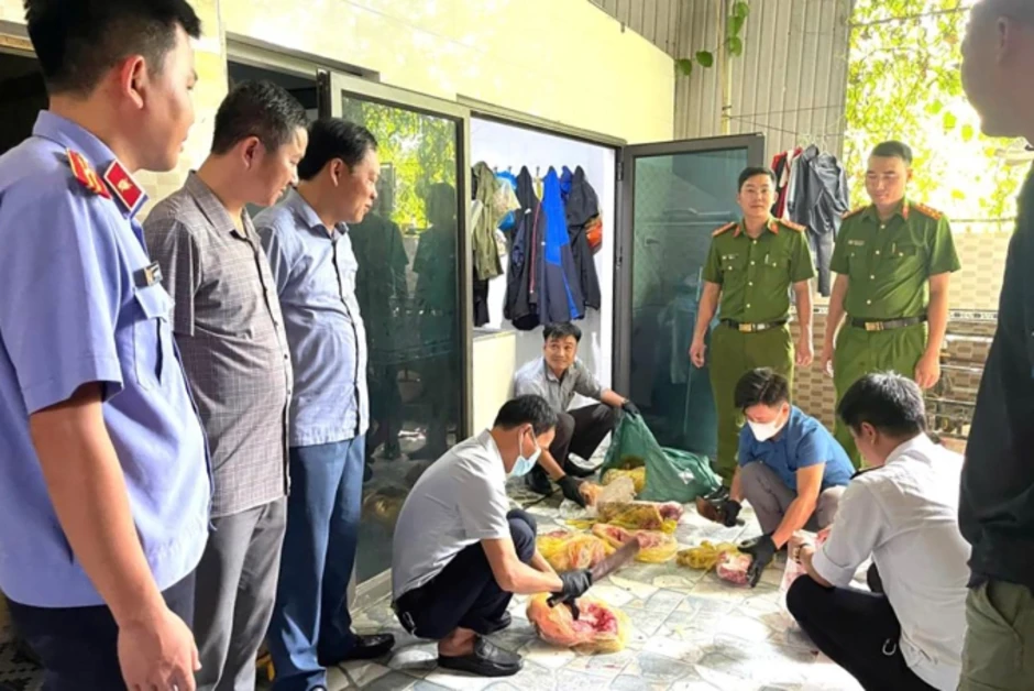 Bị khởi tố vì giết mổ, bán thịt nhiễm dịch tả lợn châu Phi Bị khởi tố vì giết mổ, bán thịt nhiễm dịch tả lợn châu Phi
