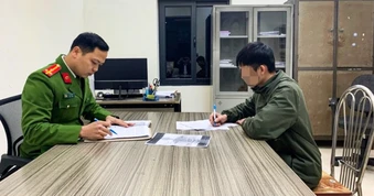 Bị phạt vì chạy quá tốc độ, người đàn ông đăng Facebook xúc phạm CSGT