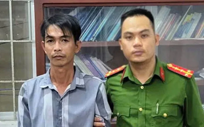 Bỏ 2,5 tỷ đồng mua đất ở Phú Quốc, người phụ nữ tá hỏa nhận sổ đỏ giả Bỏ 2,5 tỷ đồng mua đất ở Phú Quốc, người phụ nữ tá hỏa nhận sổ đỏ giả
