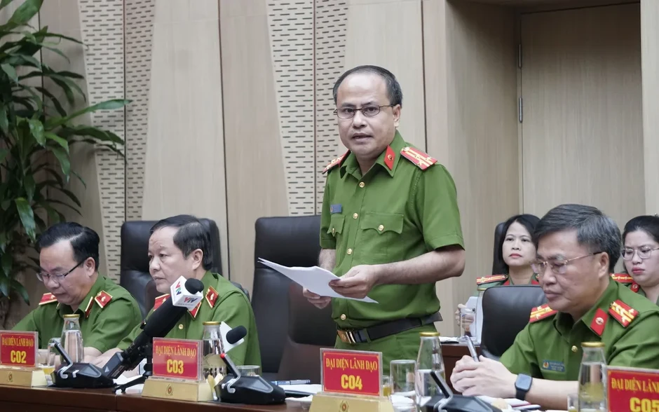Bộ Công an giám định chất lượng các mẫu sản phẩm của Thẩm mỹ viện Mailisa Bộ Công an giám định chất lượng các mẫu sản phẩm của Thẩm mỹ viện Mailisa