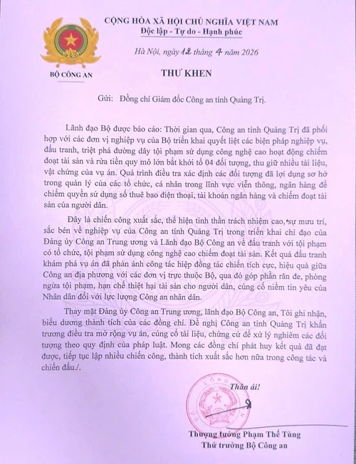 Bộ Công an gửi thư khen Công an Quảng Trị triệt phá thành công nhóm tội phạm chiếm đoạt tài sản trên không gian mạng Bộ Công an gửi thư khen Công an Quảng Trị triệt phá thành công nhóm tội phạm chiếm đoạt tài sản trên không gian mạng