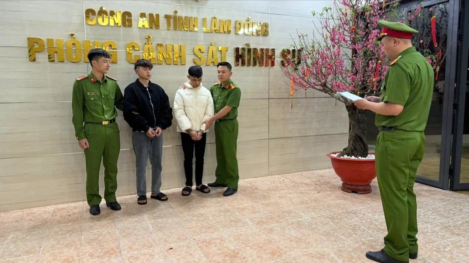 Bộ Công an khen thưởng công an Lâm Đồng triệt phá vụ sản xuất cà phê bẩn Bộ Công an khen thưởng công an Lâm Đồng triệt phá vụ sản xuất cà phê bẩn