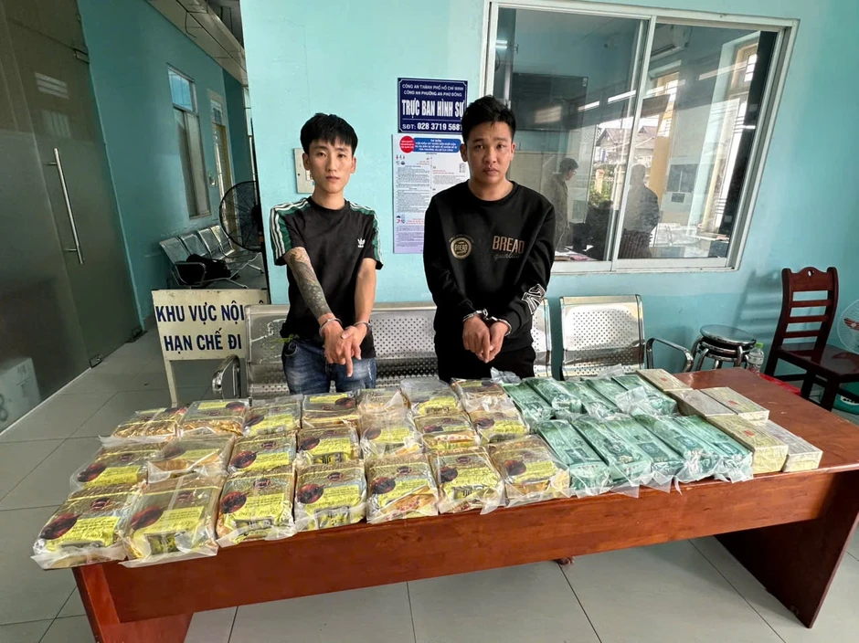 Bộ Công an phá đường dây ma túy xuyên quốc gia bắt 403 người Bộ Công an phá đường dây ma túy xuyên quốc gia bắt 403 người