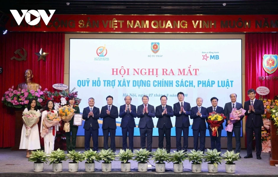 Bộ Tư pháp tổ chức Hội nghị ra mắt Quỹ hỗ trợ xây dựng chính sách, pháp luật Bộ Tư pháp tổ chức Hội nghị ra mắt Quỹ hỗ trợ xây dựng chính sách, pháp luật